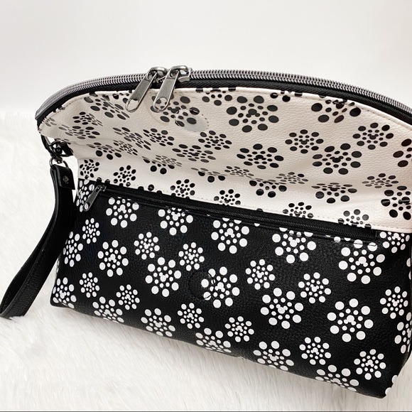 Disney Parks Hidden Mickey Clutch/Wristlet - Picture 4 of 8